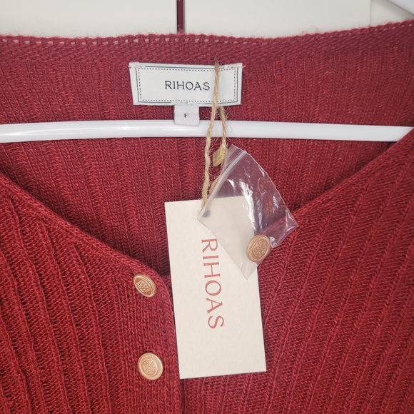 Rihoas red cardigan size small NWT - Picture 3 of 3